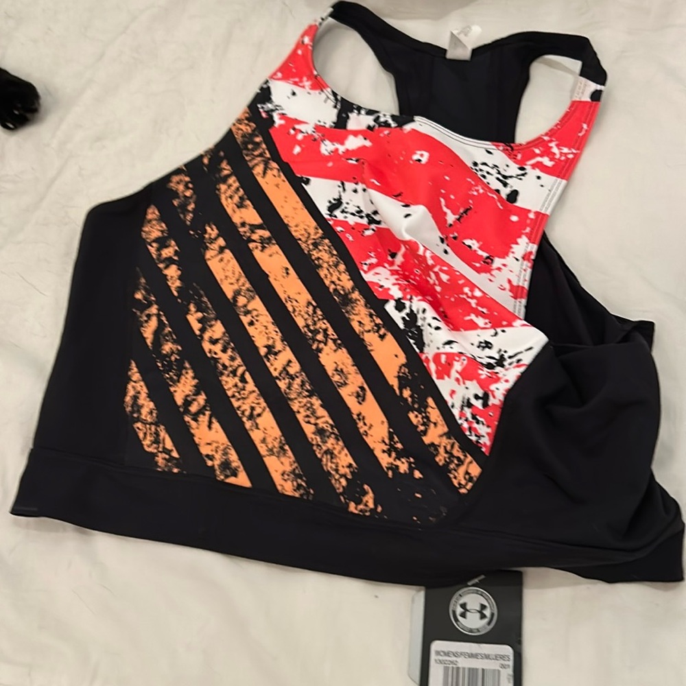 Sports bra